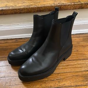 Sam Edelman Women’s Justina Chelsea Boot